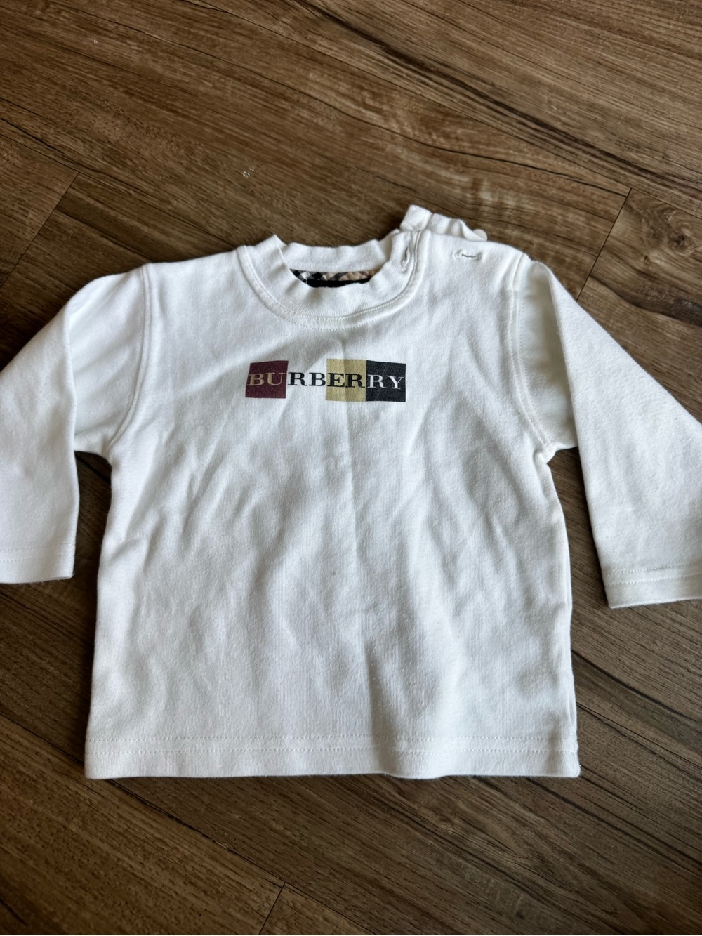 Burberry VTG Y2K baby long sleeve T-shirt size 12 months cotton